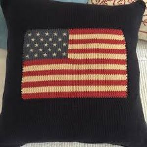 Polo knit flag pillow... vintage.Navy color